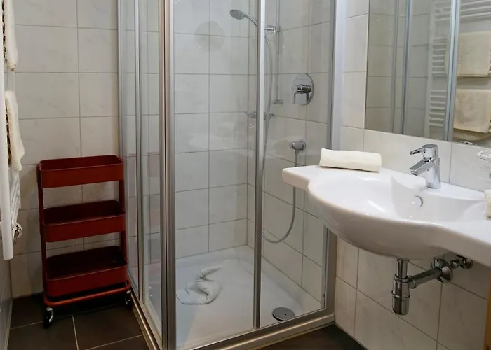 Jun 123 ليرموس