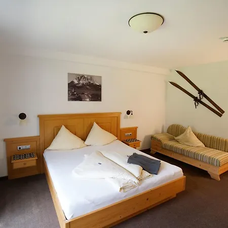 アパート Jun 123